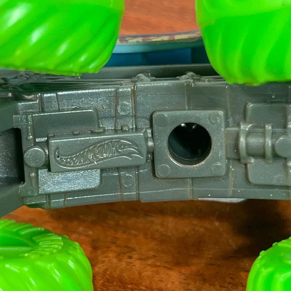 Hot Wheels Monster Truck Blue Purple Iridescent Neon Green Wheels Diecast Toy